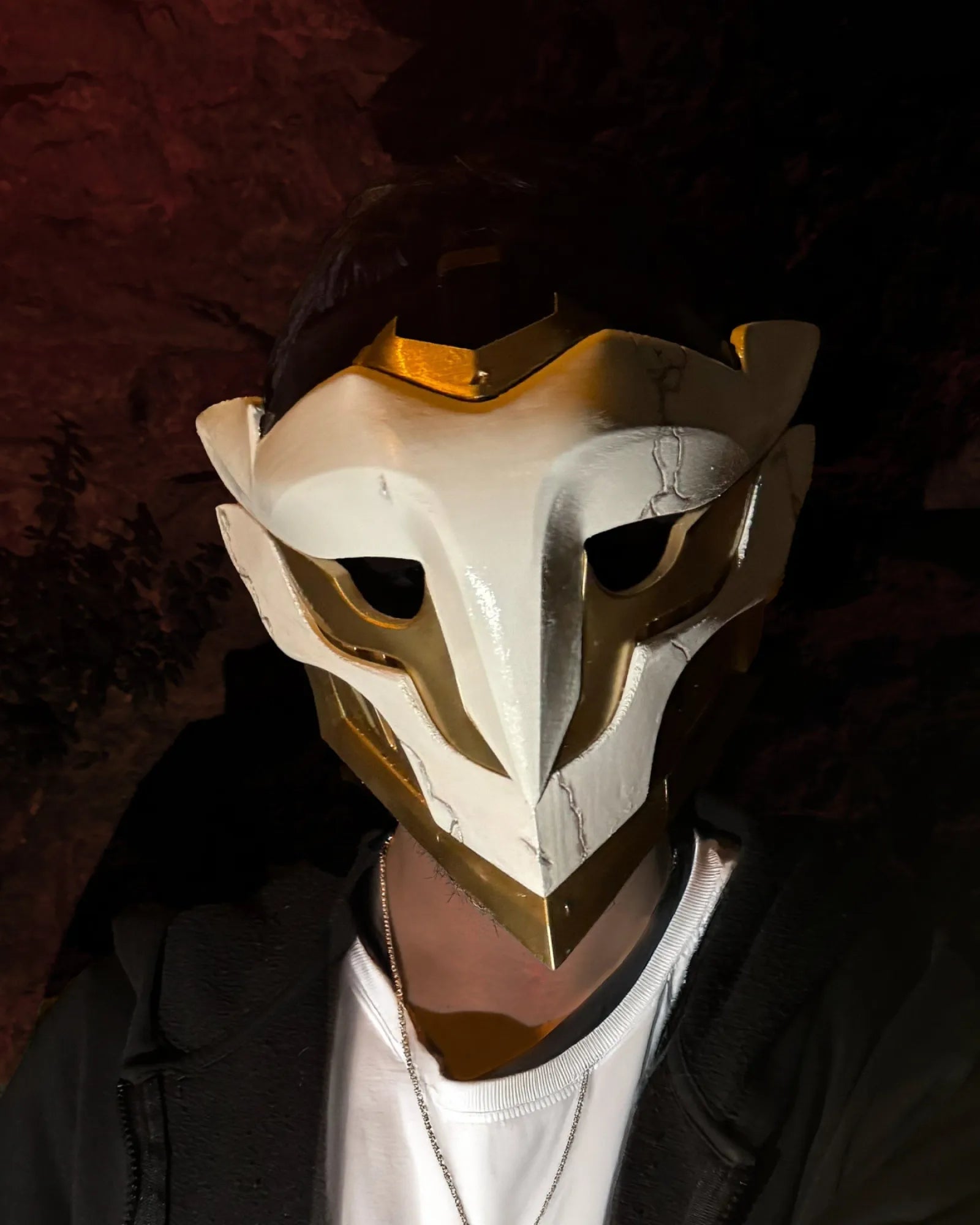 Ekko Arcane Owl Boy Firelight; Cosplay Wearable Helmet Mask in handcrafted Venetian style for masquerades and cosplay.