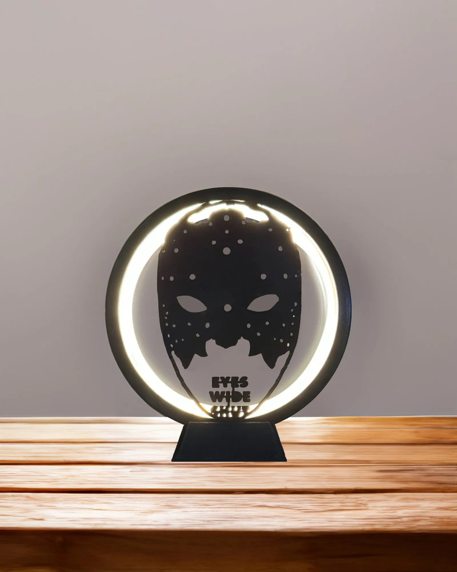 Eyes Wide Shut Bill Harford - Round circle ambient table lamp - White and daylight led - Home decor - Table decoration, handcrafted venetian mask