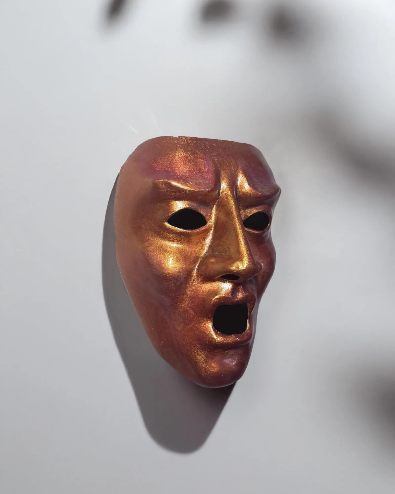 Eyes Wide Shut Screaming; weird face, Detailed Stanley Kubrick Movie Mask, handcrafted Venetian mask for cosplay and fantasy.