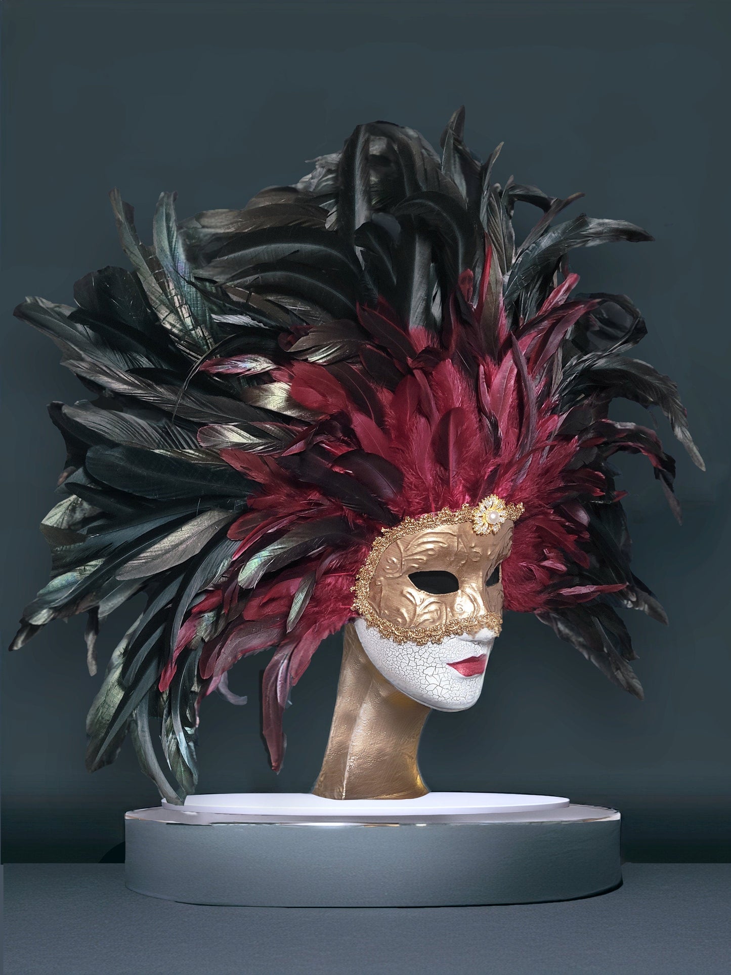 Feather Princess Woman - Venetian Mask - Masquerade Mask - Eyes Wide Shut -