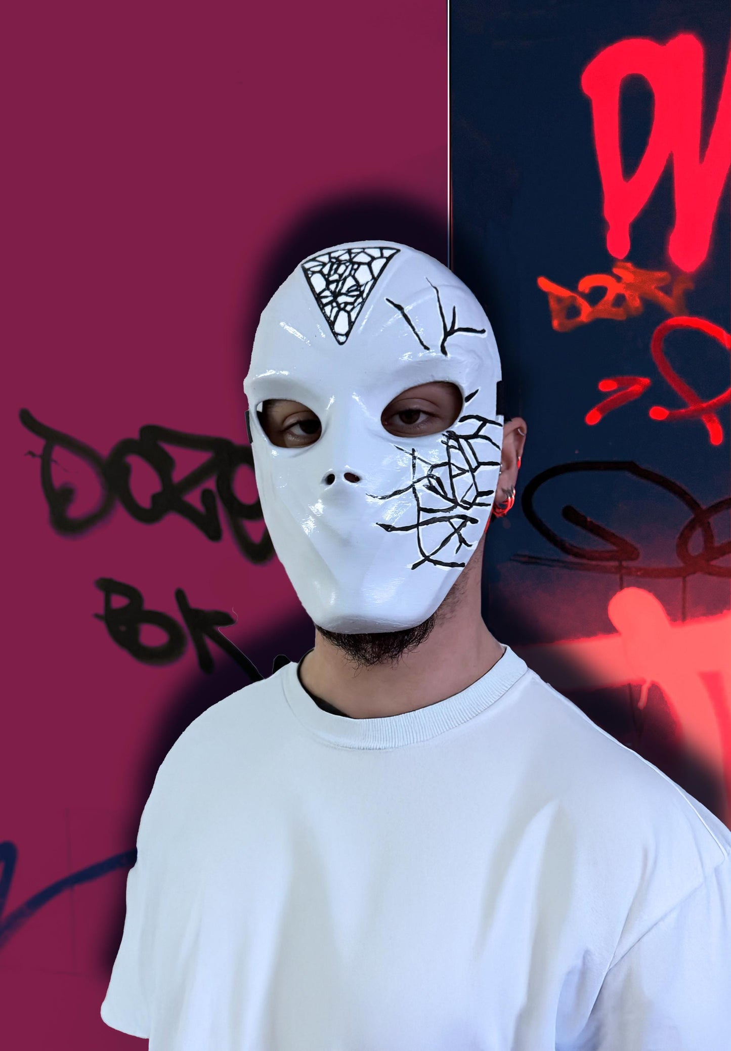 Conspirator Venetian Mask - Black Crackle Pattern - Graffiti Style - White Mask - Party, events, cosplay masquerade mask - Halloween Mask