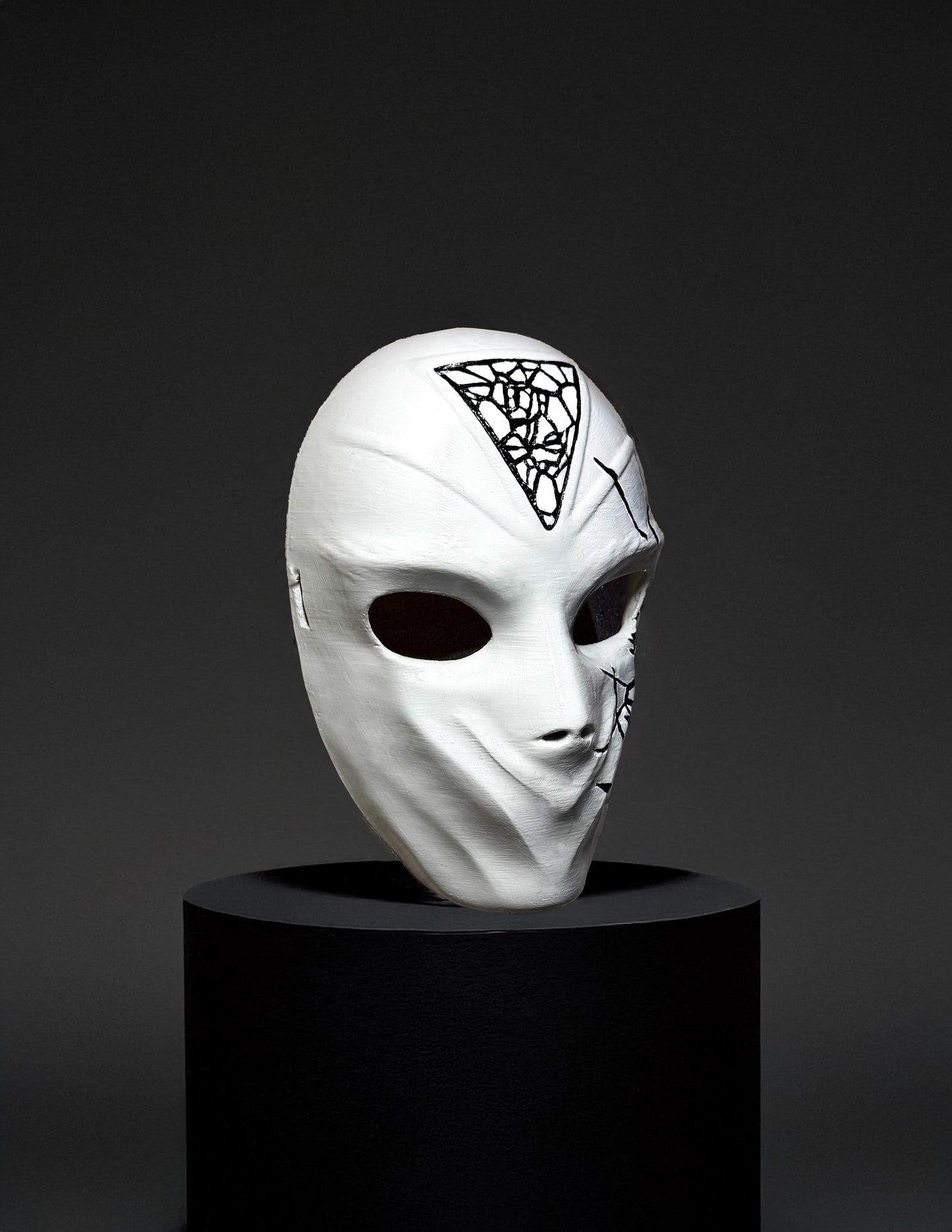 Conspirator Venetian Mask - Black Crackle Pattern - Graffiti Style - White Mask - Party, events, cosplay masquerade mask - Halloween Mask