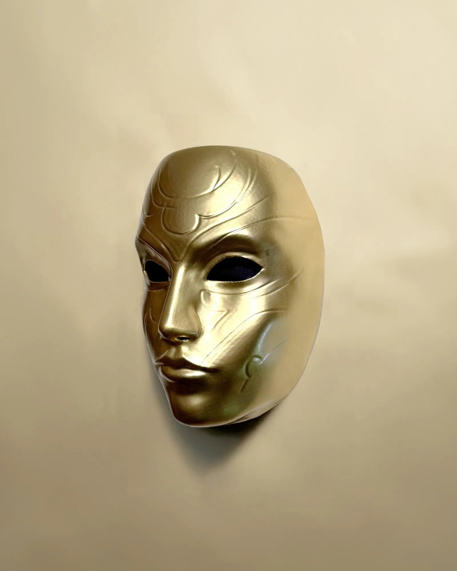 Katarina League of Legends Noxus Gold Face; Noxus Assassin Cosplay Mask, handcrafted Venetian fantasy cosplay mask