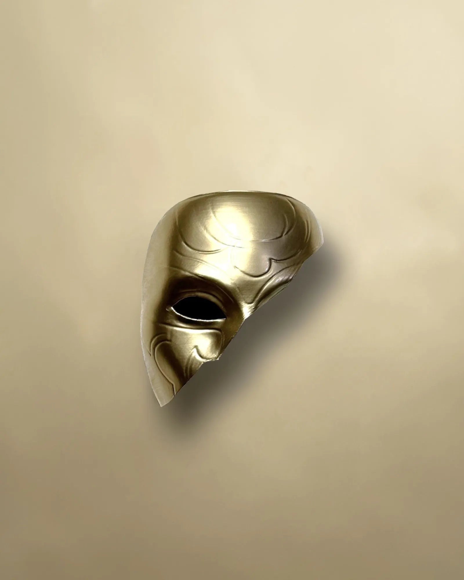 Katarina League of Legends Noxus; Gold Face Noxus Assassin Mask - handcrafted Venetian cosplay mask, perfect for fantasy and events.