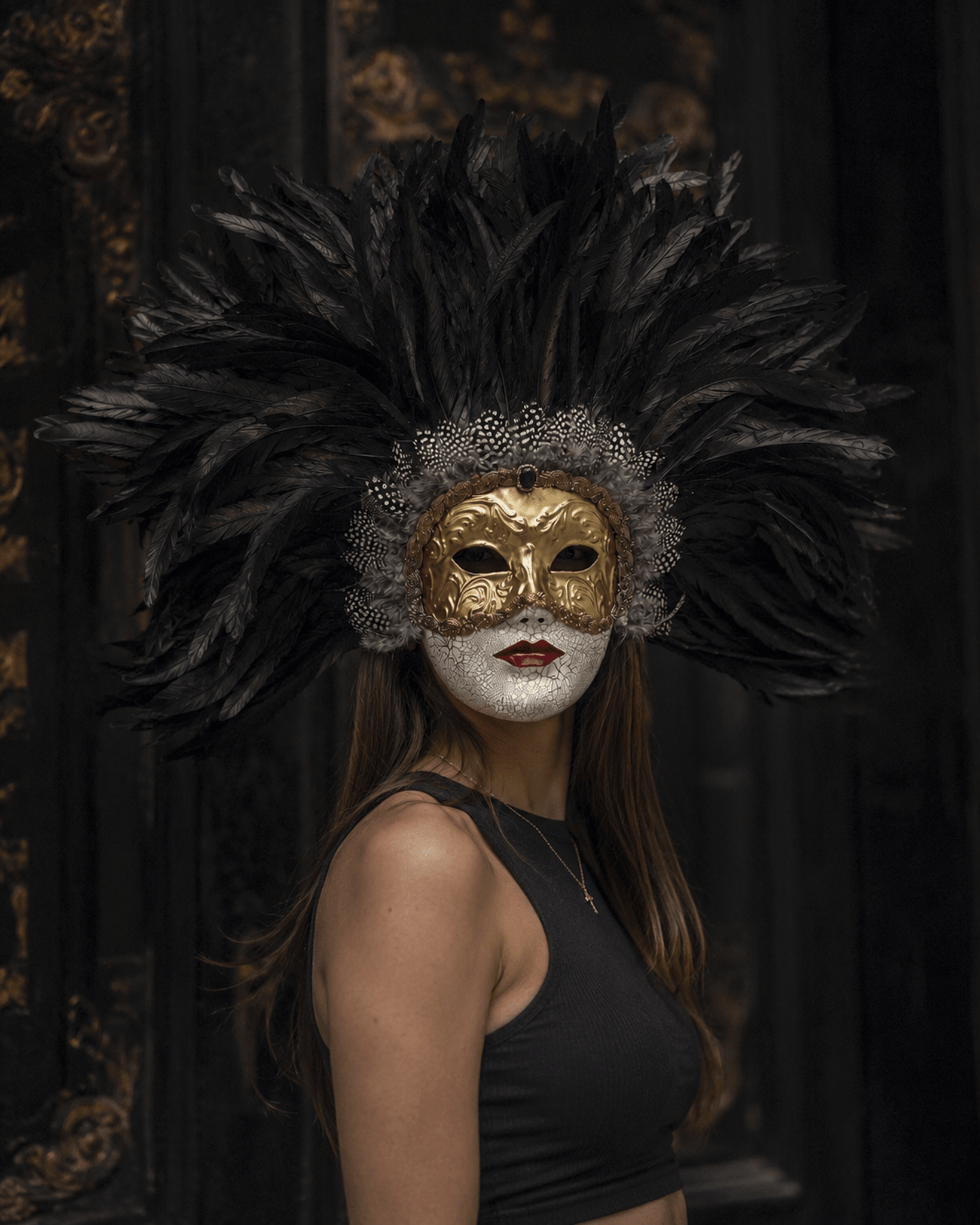 La Regina Nera – Black Feather Venetian Mask: Mardi Gras, Masquerade Ball Costume, eyes wide shut - Venemask