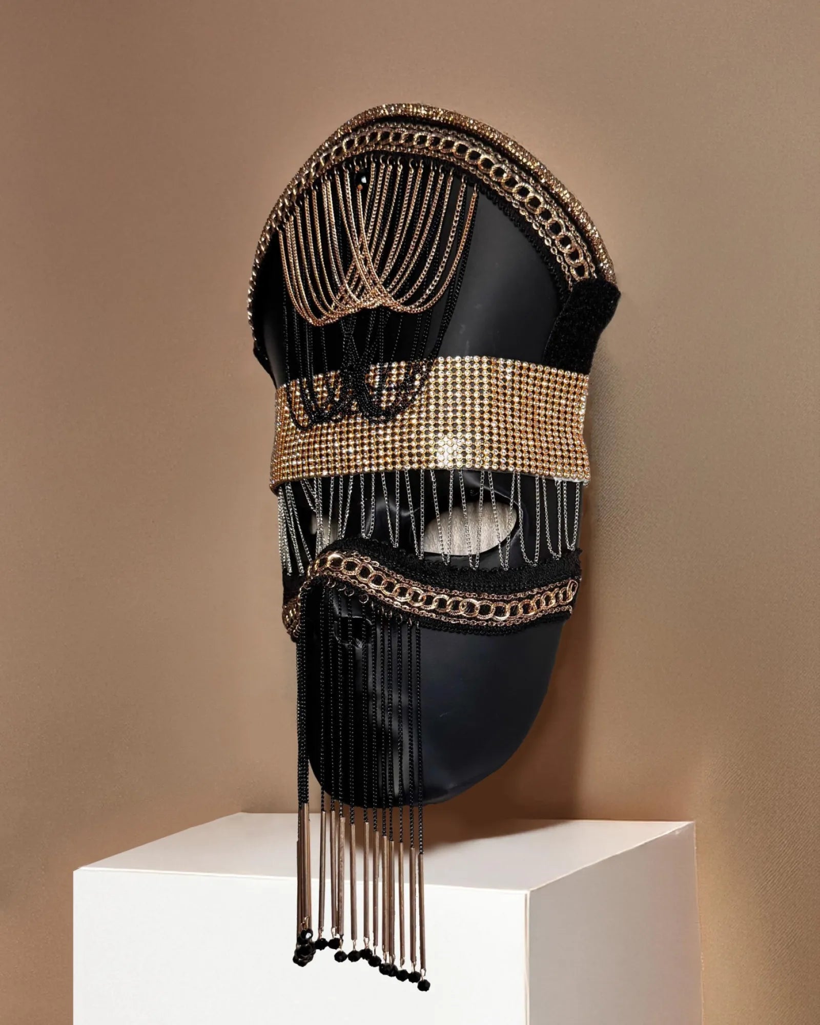 Nocturne Crown the Black Sultan; Mystic Chain Royal Veil, Velvet Dusk, Black & Gold luxury venetian cosplay mask handcrafted
