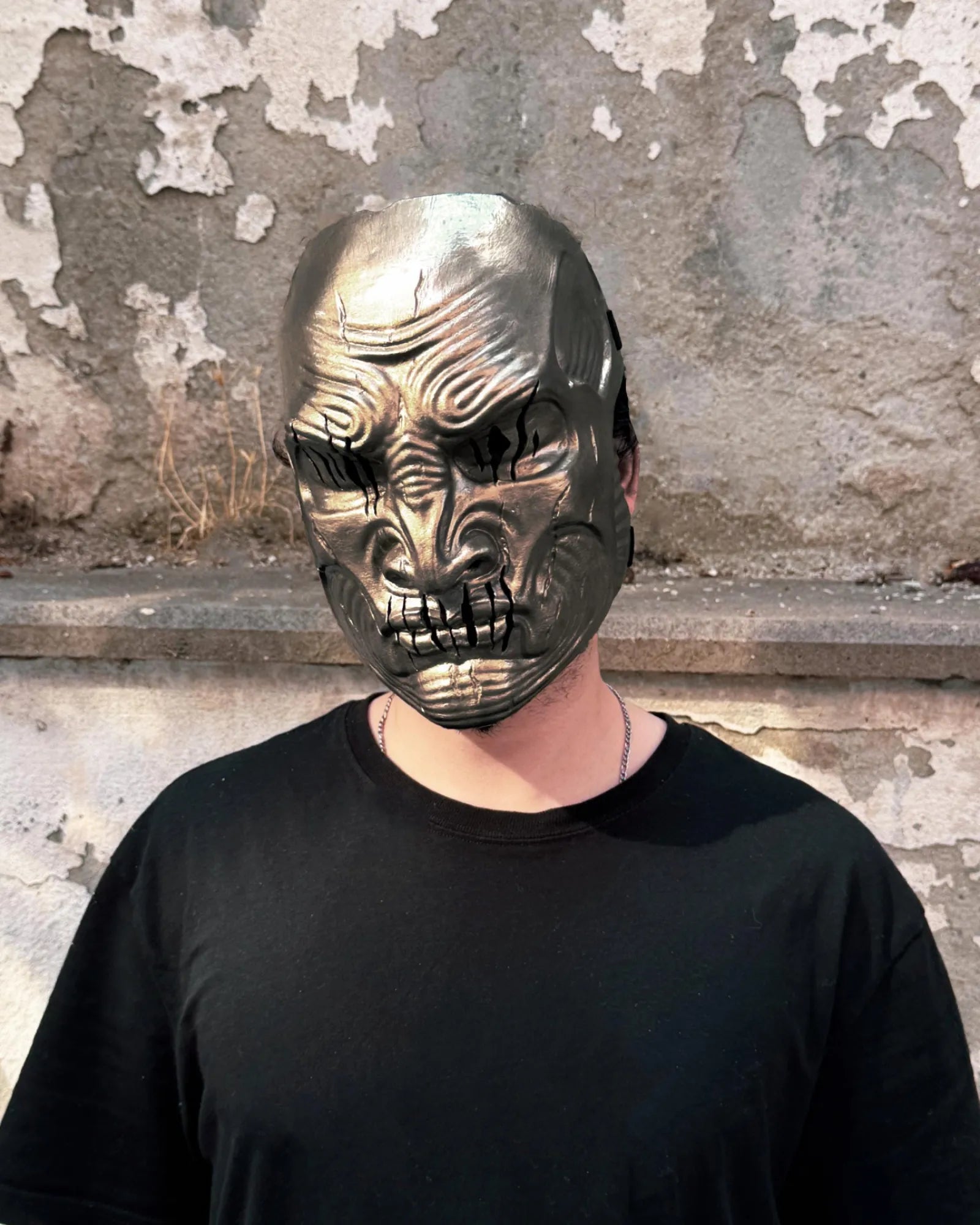 Slipknot Alessandro Venturella "Vman"; Soft Light Gold mask, handcrafted Venetian cosplay mask, perfect for masquerade parties.