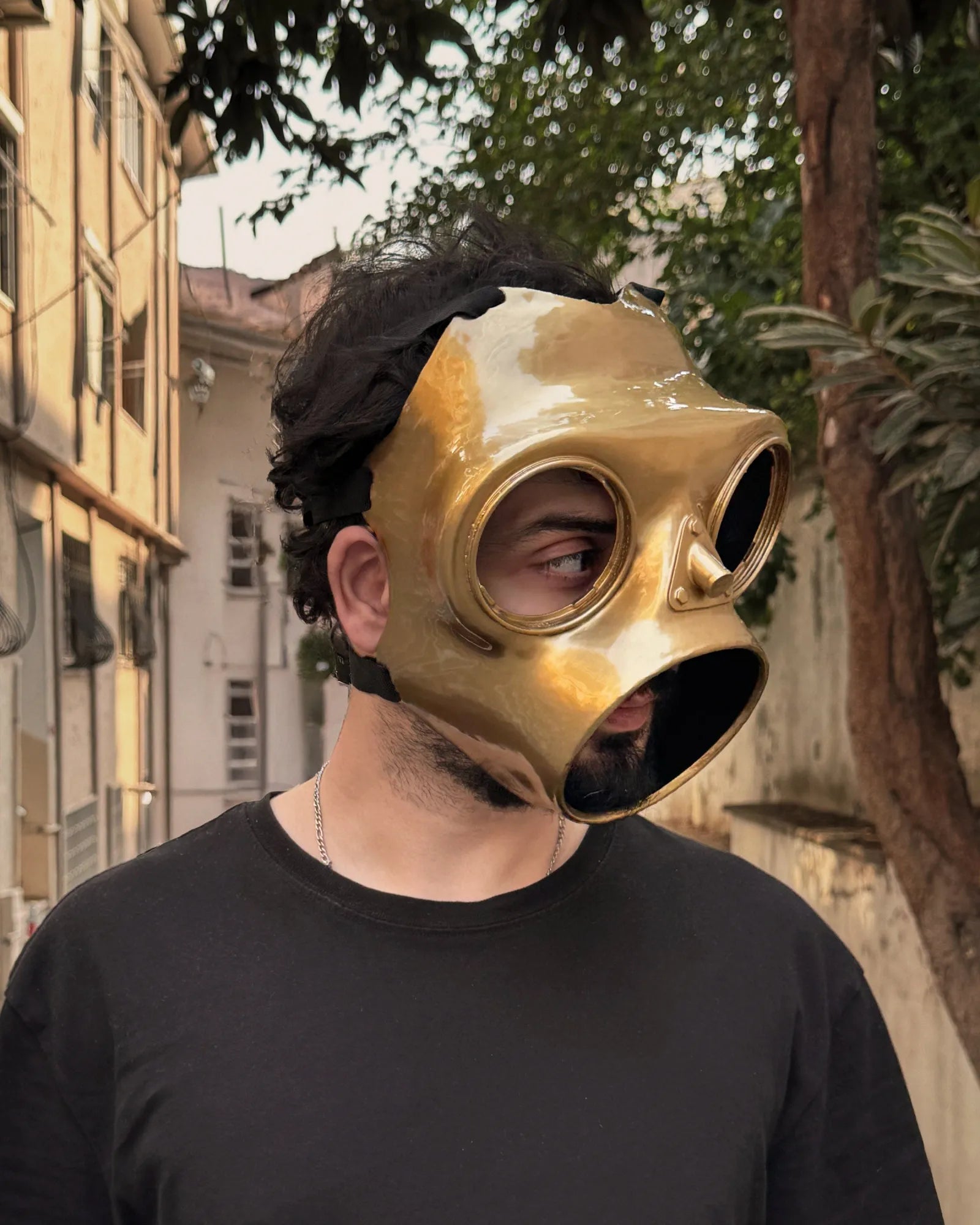 Slipknot Sid Wilson; Gold Gas Mask, Metal Music Band Mask, handcrafted Venetian mask for cosplay or fantasy events.