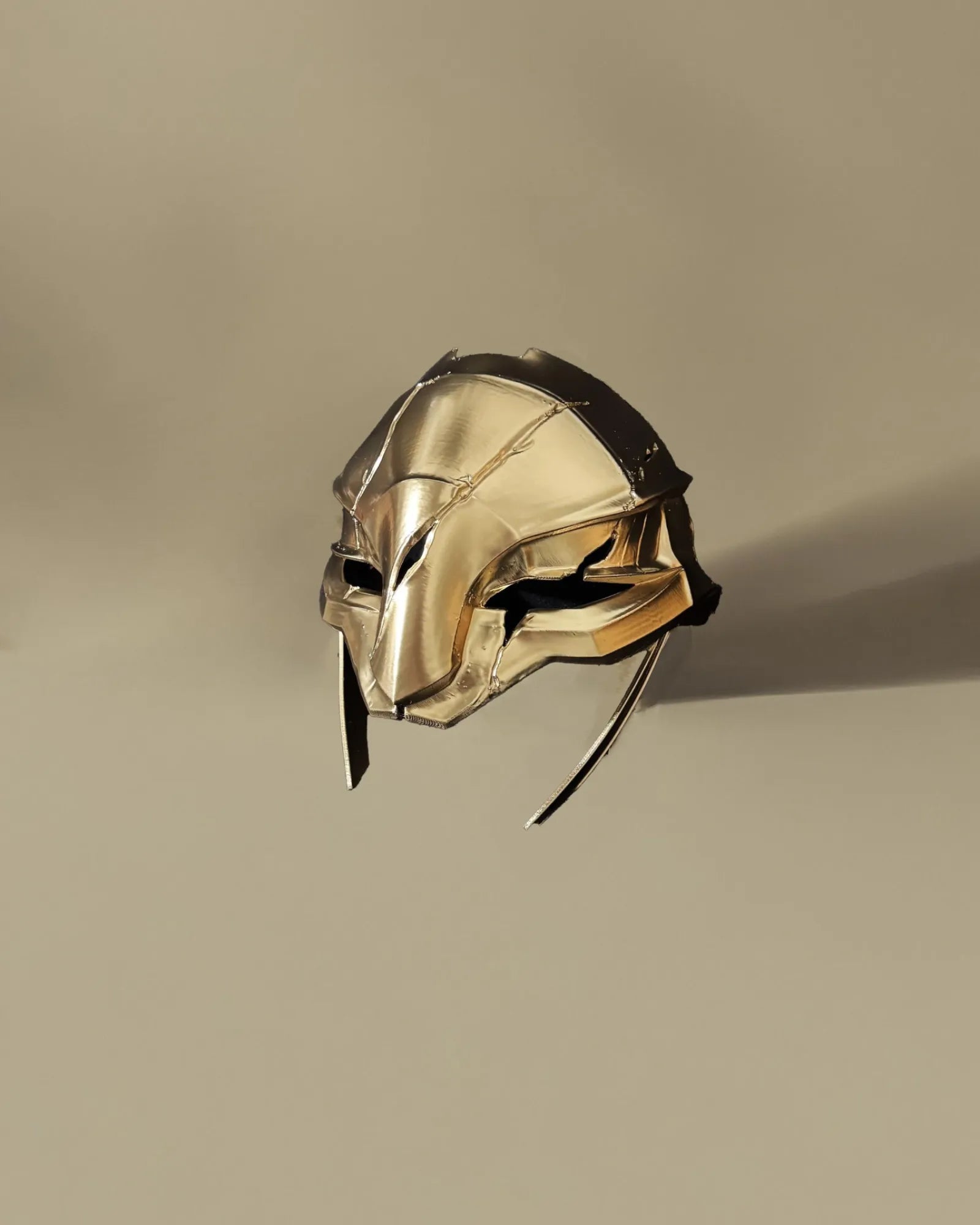 Ambessa Medarda Battle; Arcane, Warwick-Scratched, Cosplay Wearable Mask handcrafted Venetian mask for cosplay, fantasy events.