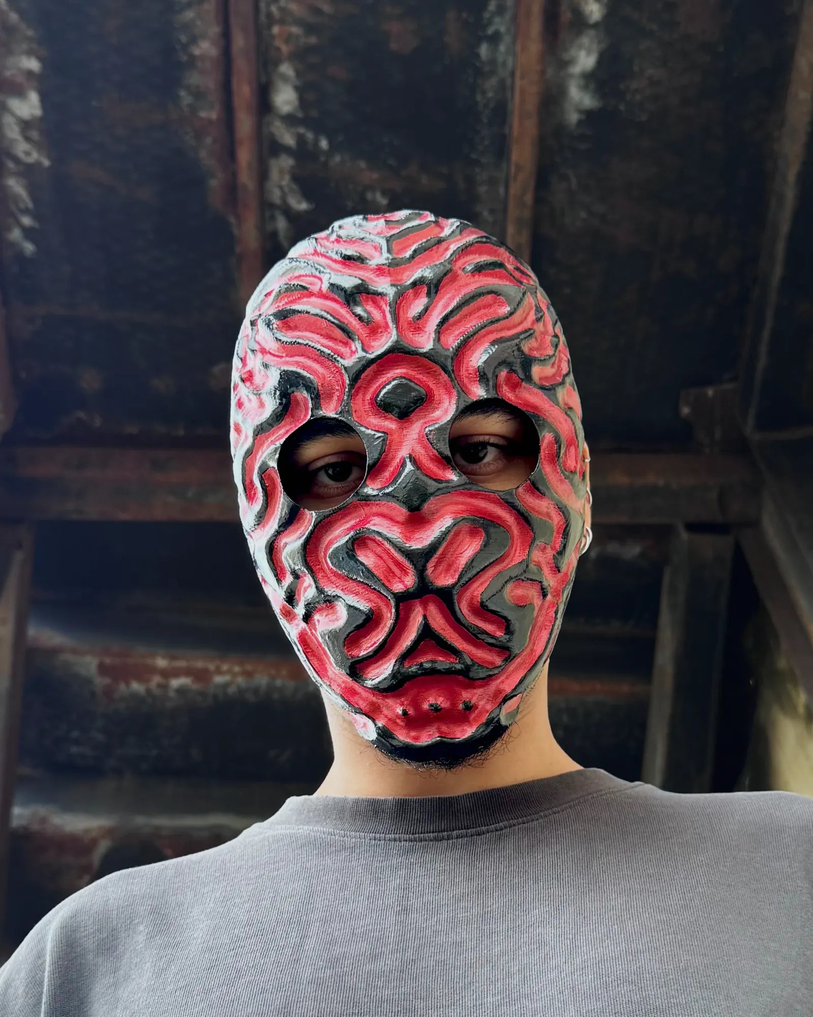 Blood Channel Dark Ritual; Creepy Anatomical, Vein Pattern Horror Mask for cosplay, handcrafted Venetian accessory.