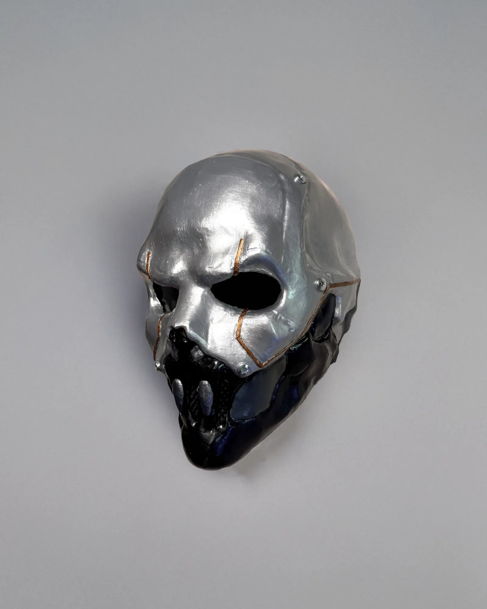 Cyber Reaper – Handmade Cyberpunk Mask, handcrafted Venetian cosplay fantasy mask with hand-painted details in silver and black.