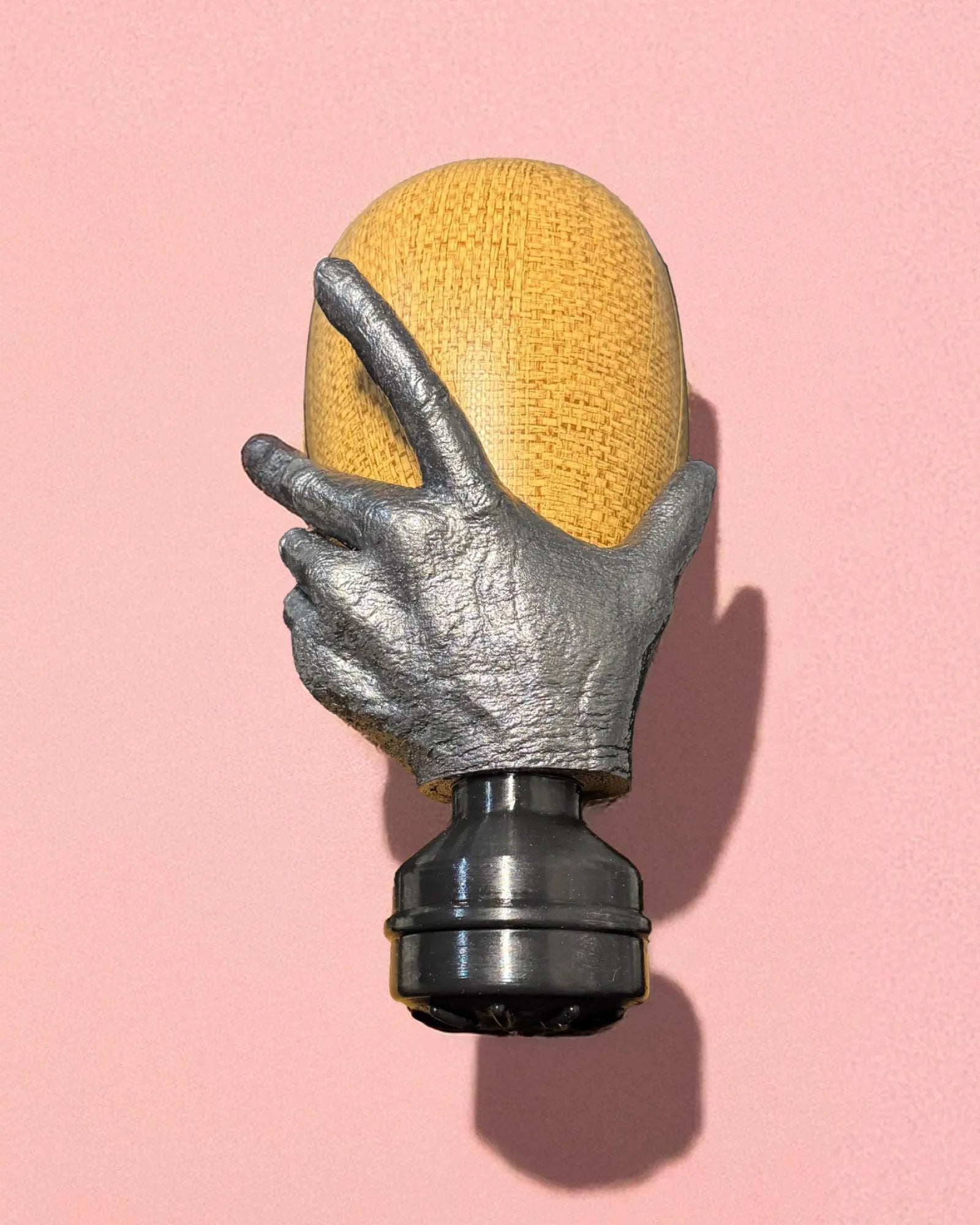 Hand type Gas Mask; This mask is for visual purposes only. It does not provide any virus protection - Venemask