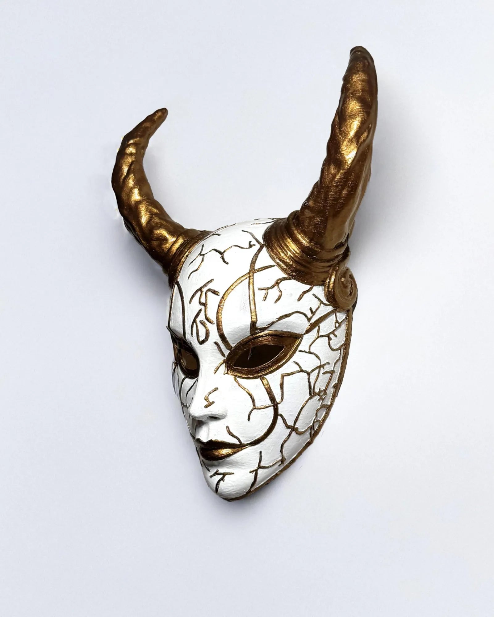 Hannya Breathtaker Cyberpunk Oni; Samurai Oni Demon, Japanese Noh Theater Mask - Venemask