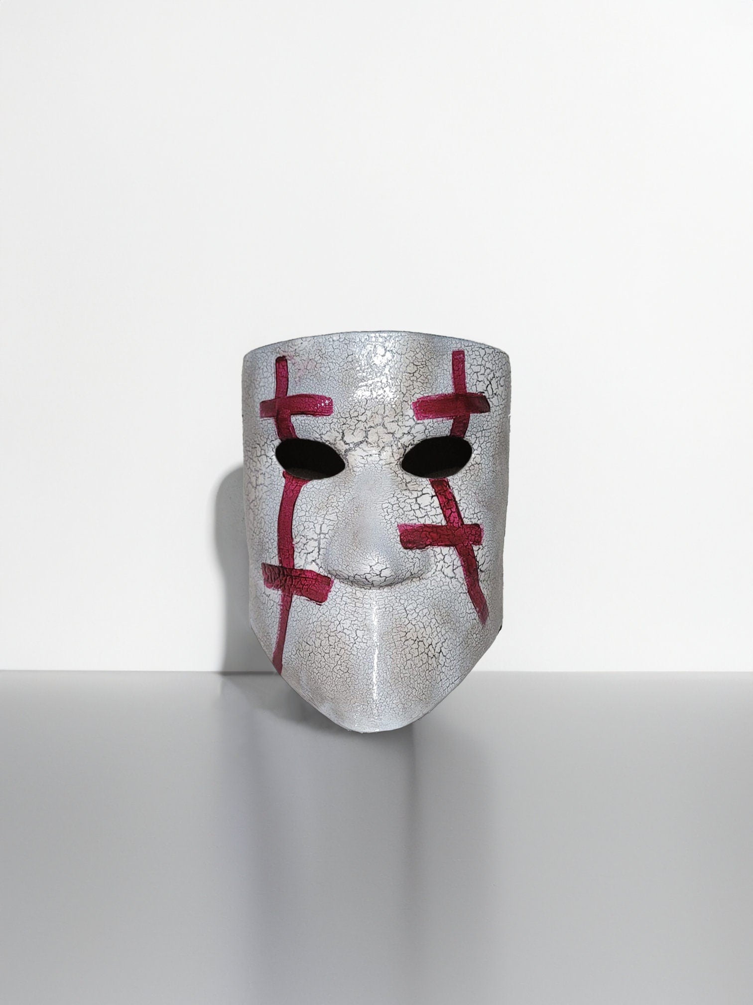 Historical Venetian Bauta Mask - Red Accents on White - Traditional Crusades