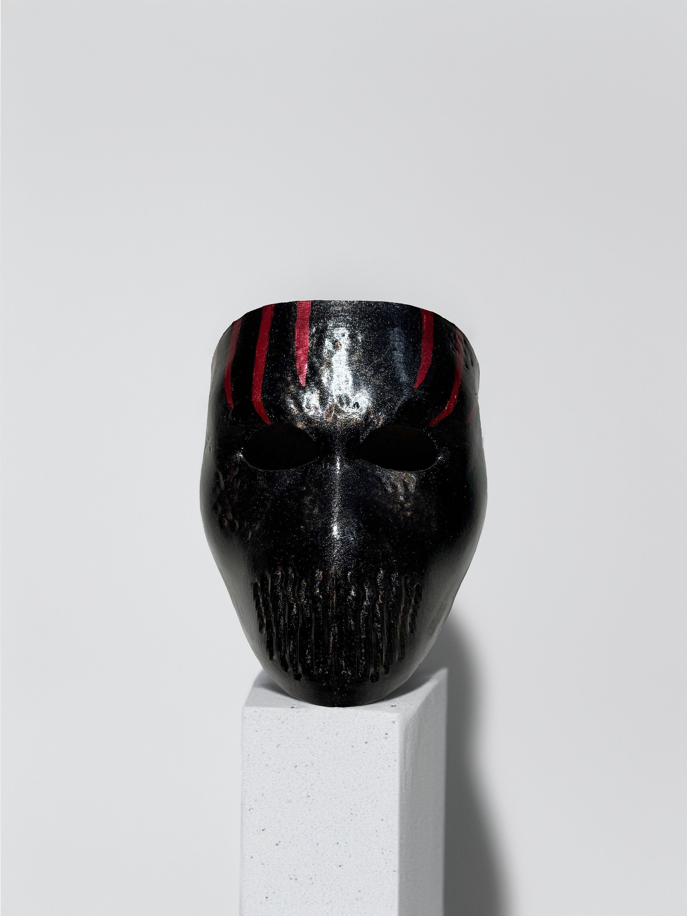 Bloody Death Mask - Black Mask with Red Details - Horror Mask - Halloween Mask - Venemask