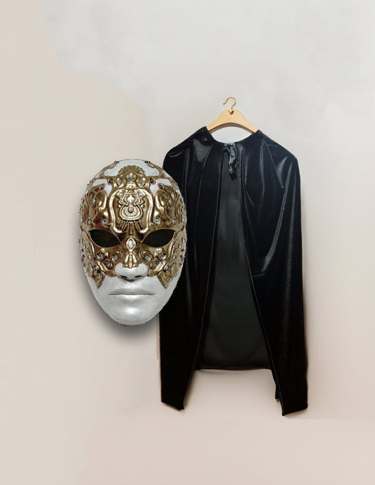 Eyes Wide Shut Mask and  Velvet Cloak - Bill Harford Mask - Kubrick Film Mask -