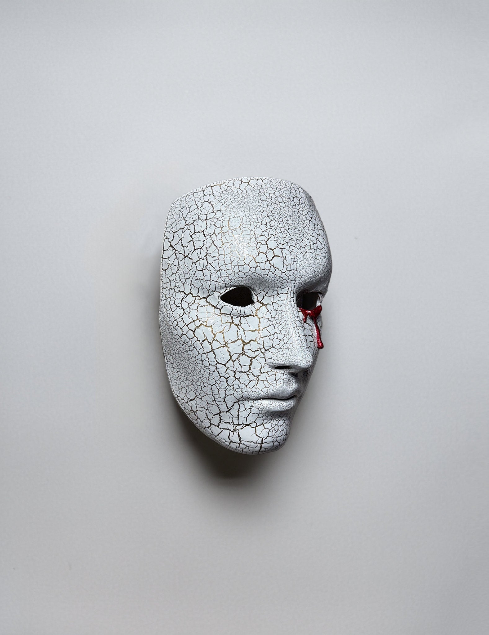 Blood Crying Venetian Mask - Bloddy Eye - Cracking Face Pattern - White Mask -