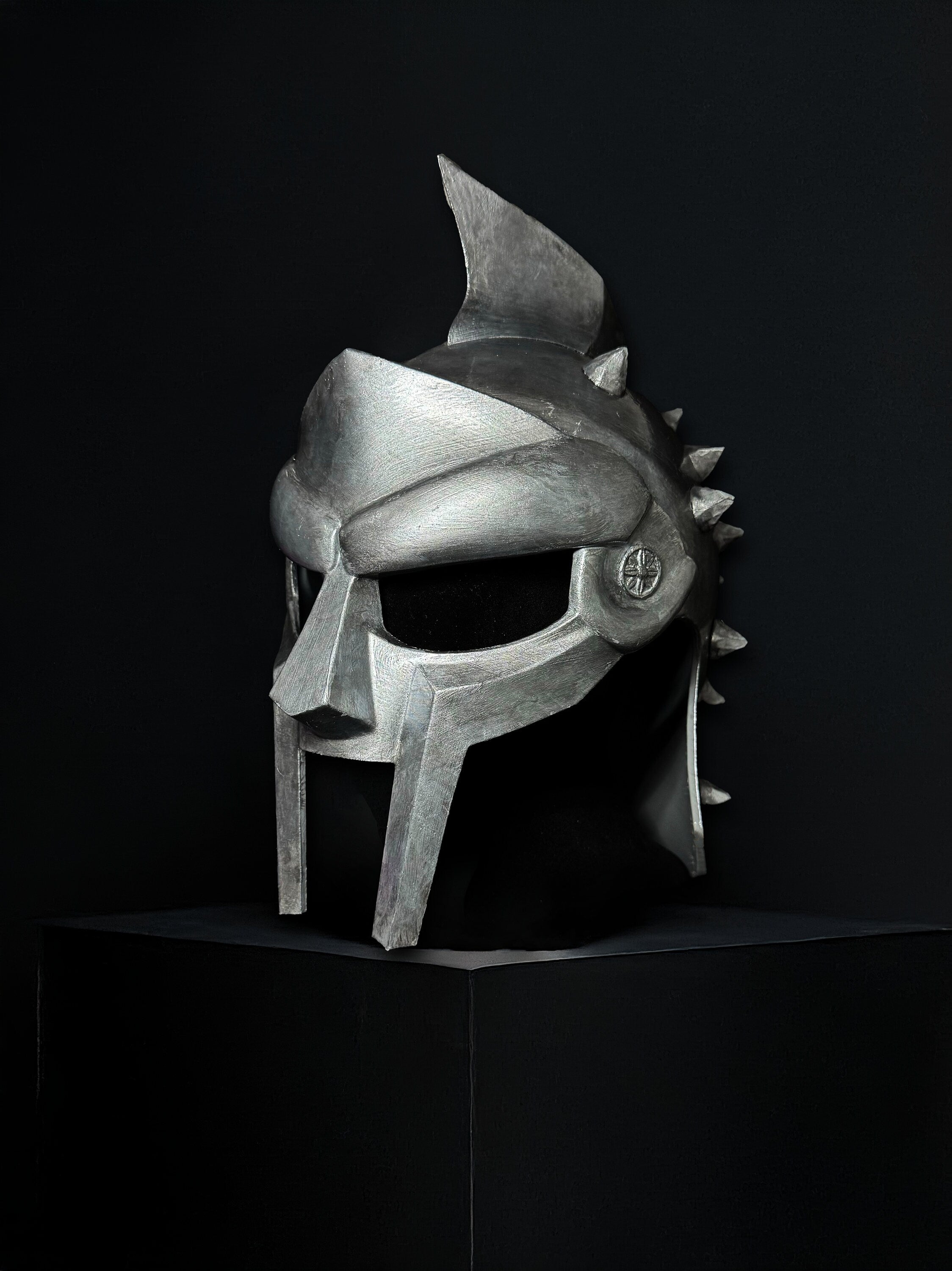 Medieval Gladiator Maximus Helmet - Ancient Knight - Greek Roman Armor Helmet - movie prop - Venemask