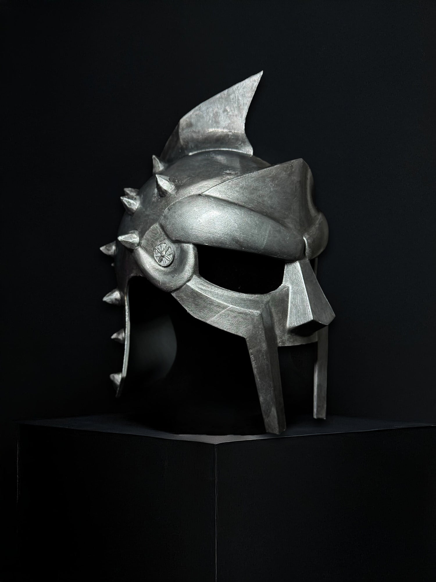 Medieval Gladiator Maximus Helmet - Ancient Knight - Greek Roman Armor Helmet - movie prop - Cosplay Mask - Unique Movie Memorabilia Gift