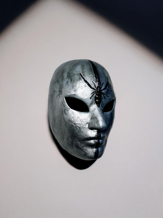 Silver Spider Mask with Black Stripe & Spider – Unique Cosplay Prop - Masquerade, party, cosplay