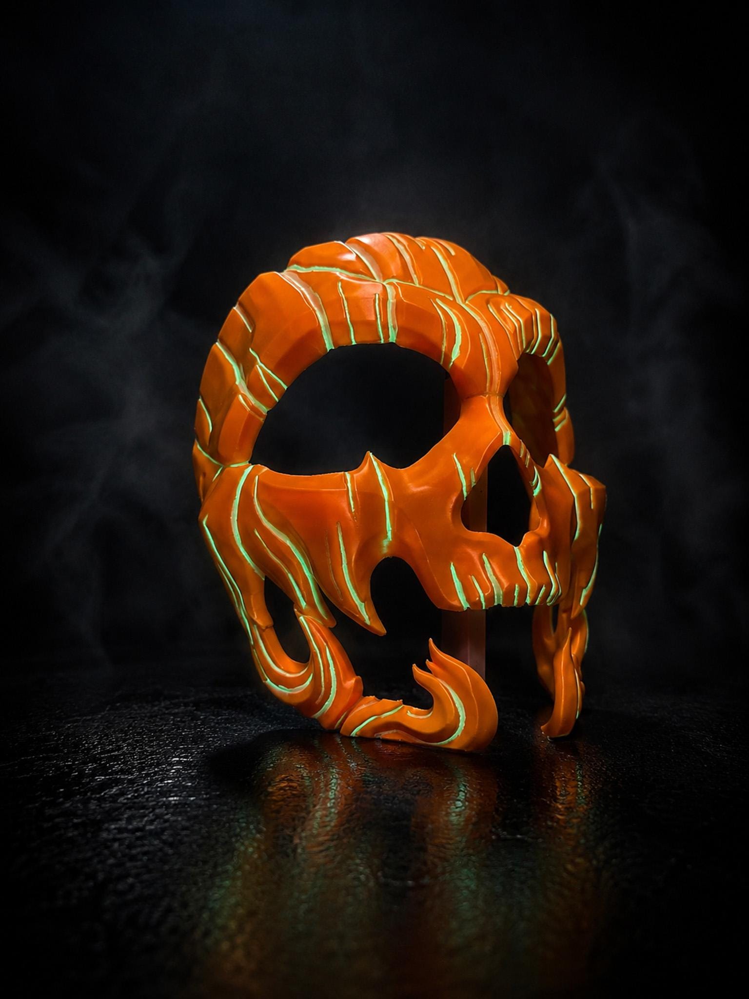 Pumpkin Skull Halloween Mask - Glow in dark lines - Jack-o-lantern Style - Scary