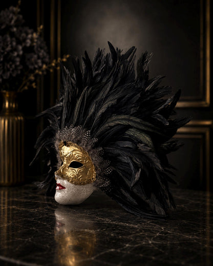 La Regina Nera – Black Feather Venetian Mask: Mardi Gras, Masquerade Ball Costume, eyes wide shut - Venemask