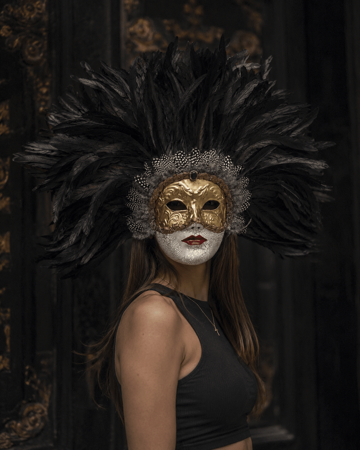 La Regina Nera – Black Feather Venetian Mask: Mardi Gras, Masquerade Ball Costume, eyes wide shut - Venemask