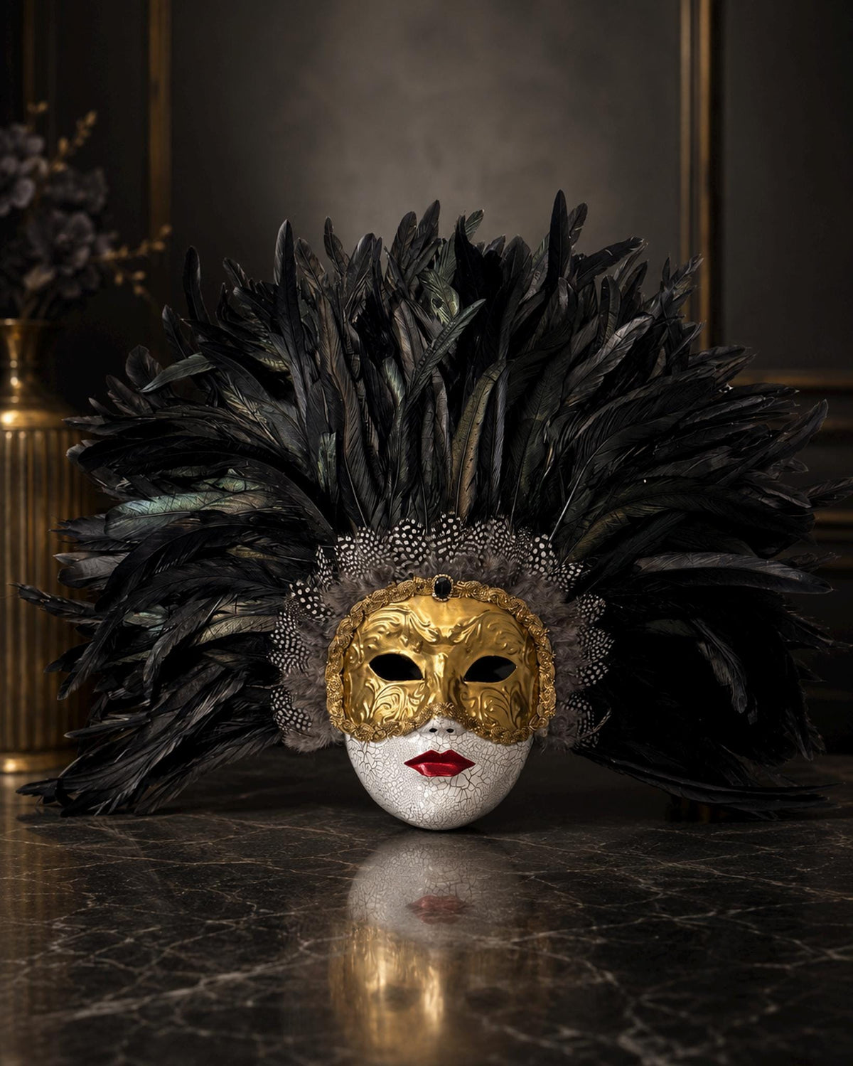 La Regina Nera – Black Feather Venetian Mask: Mardi Gras, Masquerade Ball Costume, eyes wide shut - Venemask