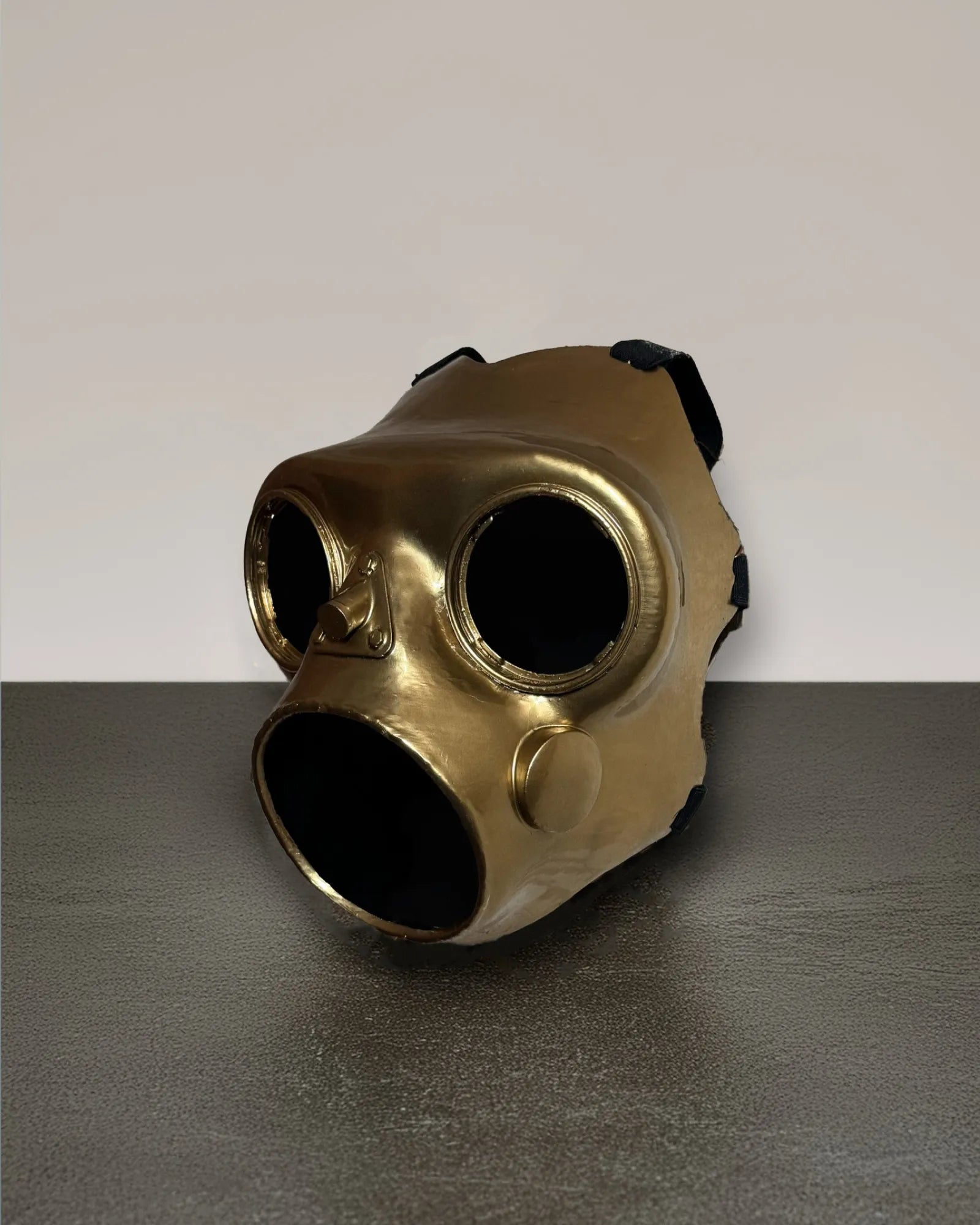 Slipknot Sid Wilson; Gold Gas Mask, Metal Music Band Mask, handcrafted Venetian cosplay accessory.