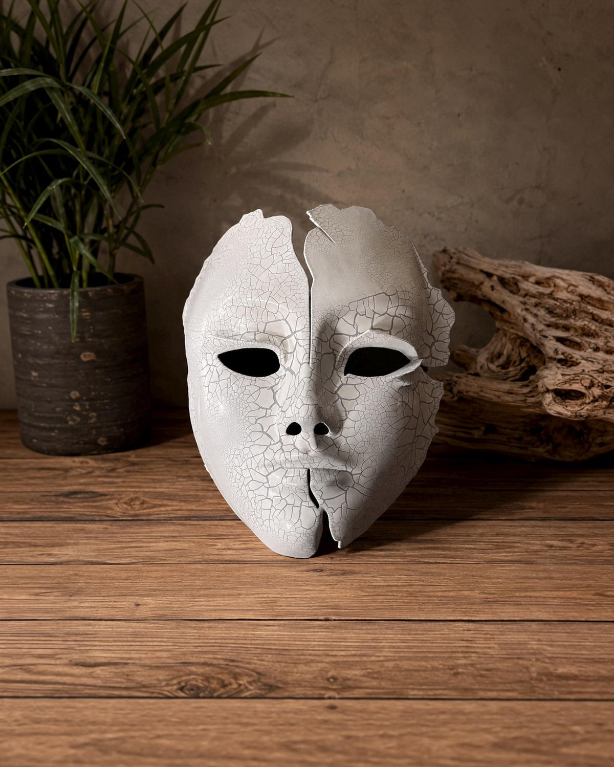The Fractured Muse Mask, Cracked Porcelain Doll Face, White Gothic Masquerade, Halloween Cosplay Costume - Venemask