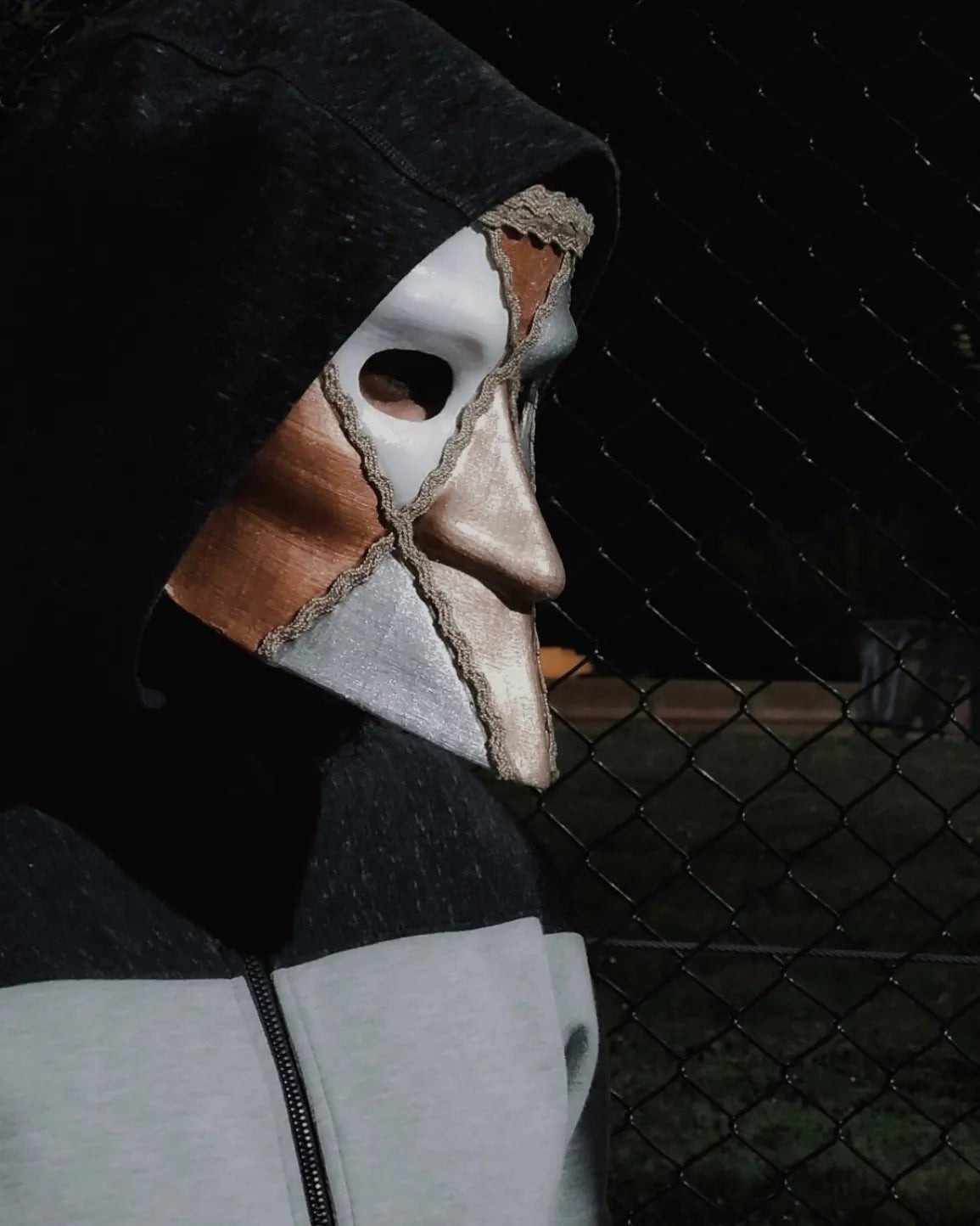 Traditional Bronze, White and Gray Bauta; Venetian Mask - Venemask